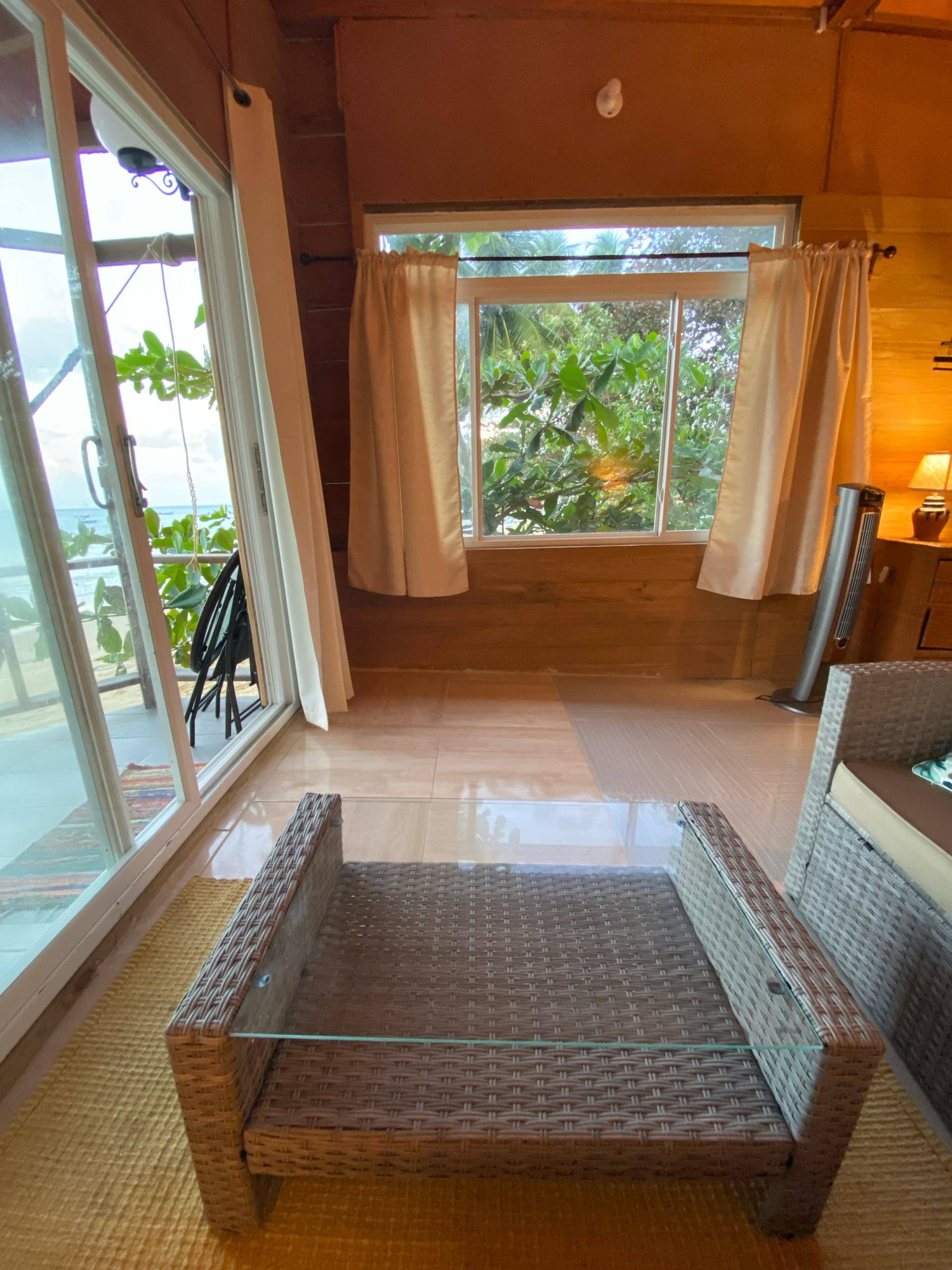 Living room 4